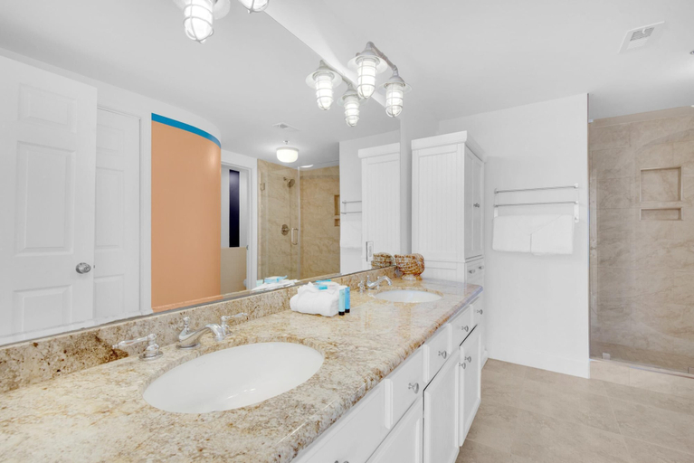Bathroom 3, Jade East 1730, Okaloosa