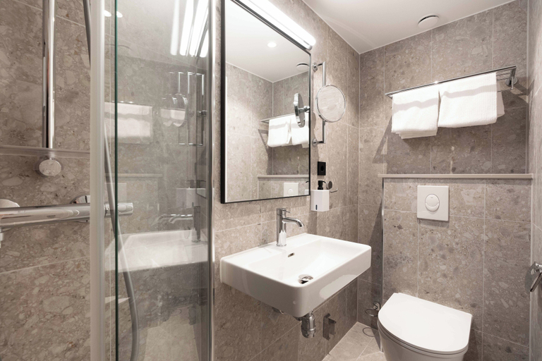 Bathroom 4, Scandic City, Fredrikstad