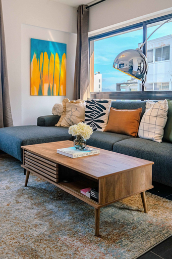 Others 5, Chic City Center Stay With Stunning View