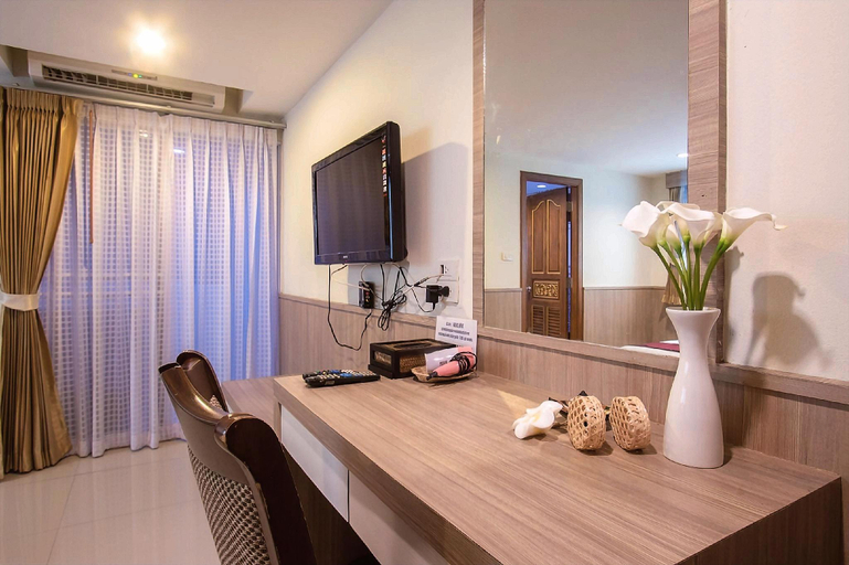 Dining Room 29