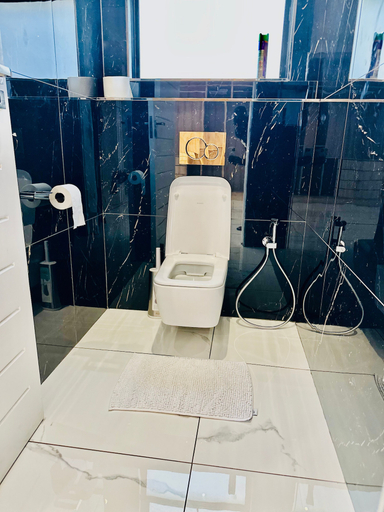 Bathroom 4, H & H Boutique and Spa, City of Johannesburg