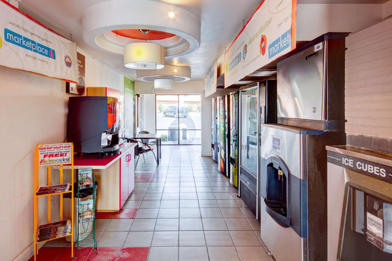 Public Area 2, Motel 6 Saint George, UT - University/Historic Downtown, Washington
