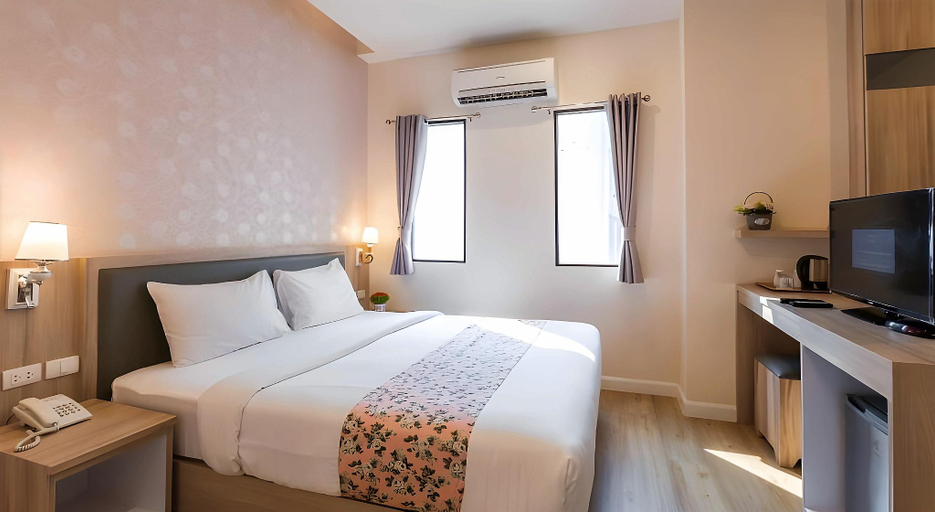 Bedroom 16