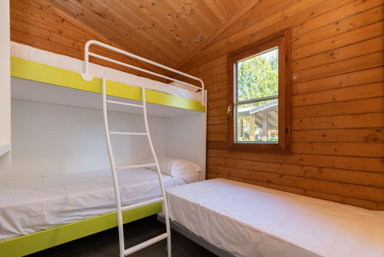 Bedroom 3, Club Del Sole Adriano Family Collection, Ravenna