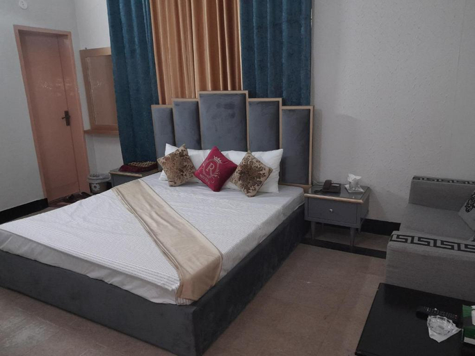 Bedroom 3, Hotel Royal Rose, Lahore