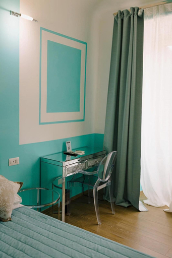 Bedroom 3, The B Place Cola Guesthouse, Rome