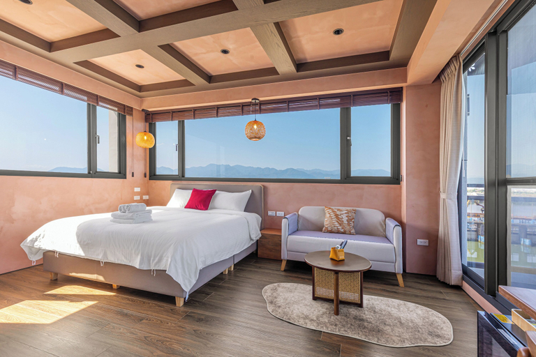 Bedroom 3, Between River and Sea, Yilan