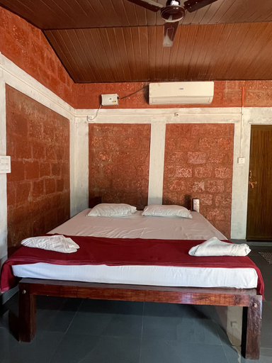 Bedroom, Blue Waves Beach Stay, Uttara Kannada