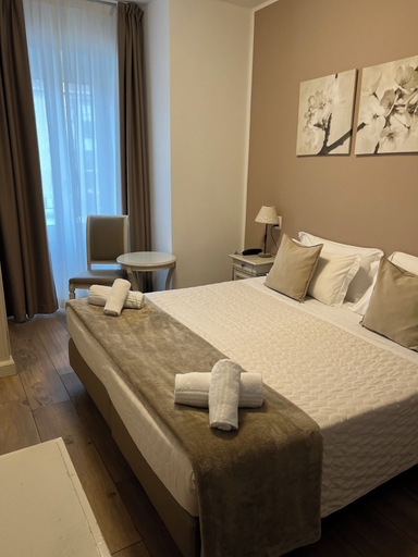 Bedroom 3, Hotel RivaMia, Trento