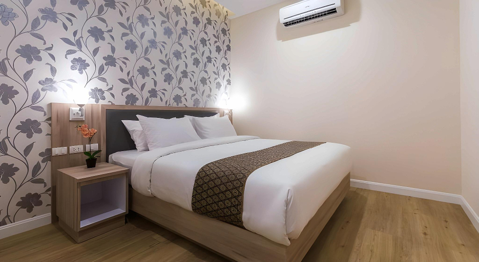 Bedroom 24