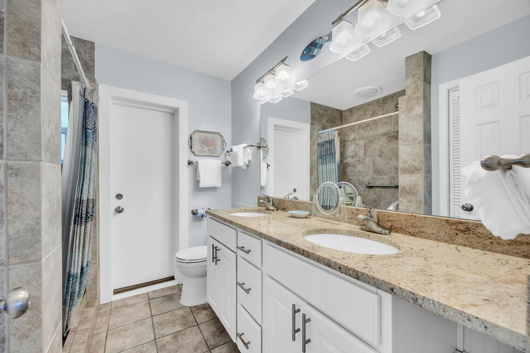 Bathroom 4, Belles Beach House, Bay