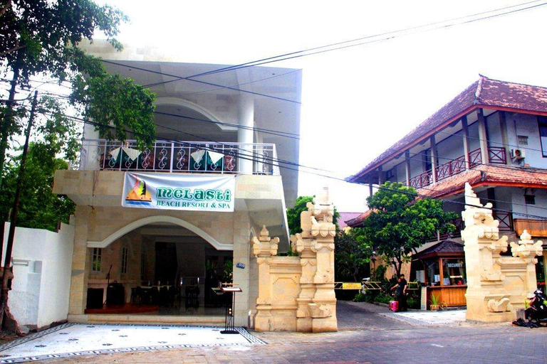 Exterior 8