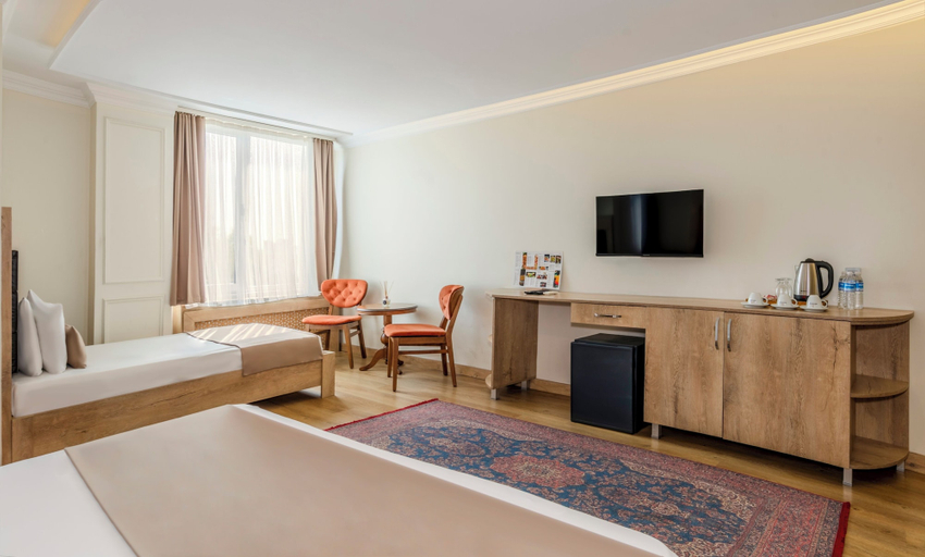 Others 3, Porta Romanos Hotel, Fatih