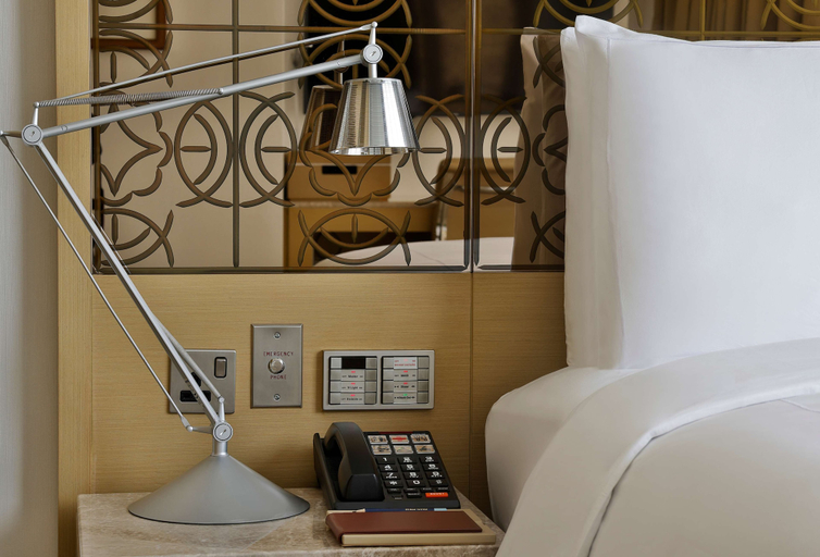 Bedroom 4, Conrad Abu Dhabi Etihad Towers, Abu Dhabi City