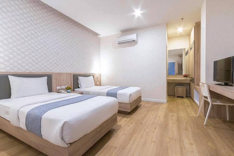 Bedroom 30