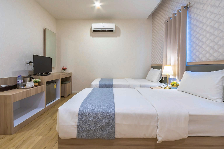 Bedroom 24