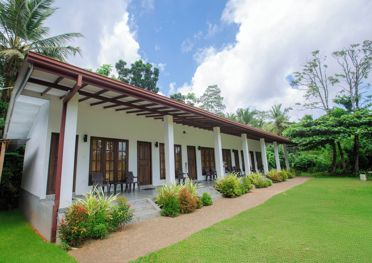 Exterior & Views 2, The Regency villa by Escape Essence, Akmeemana