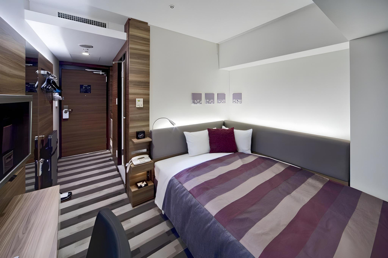 Bedroom 13