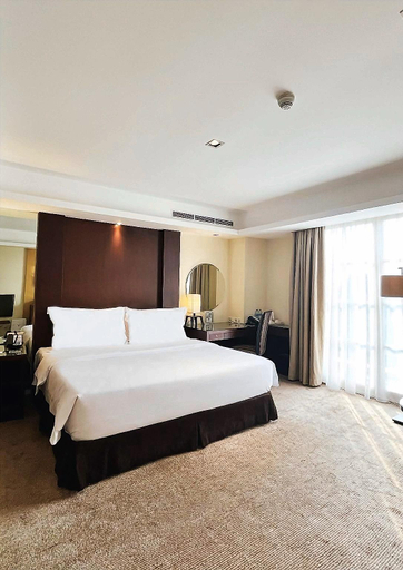 Bedroom 10