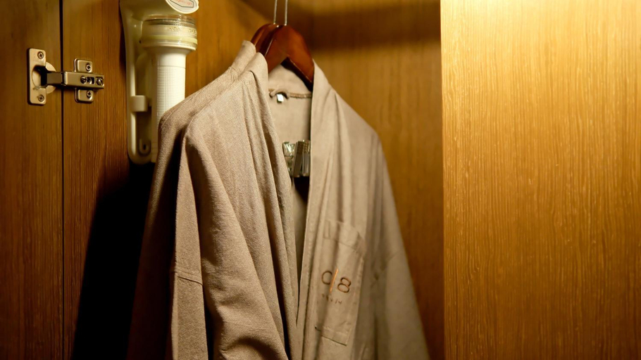 Amenities 18