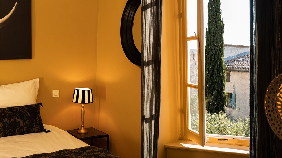 Bedroom 3, LA FUGUE, Gard