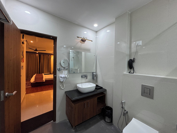 Bathroom 3, HILLCREST VALLEY Ranikhet, Almora