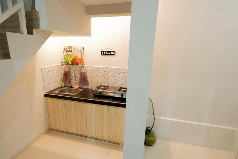 Others 4, Villa Grand Taman Dau - 3 Bedrooms, Malang