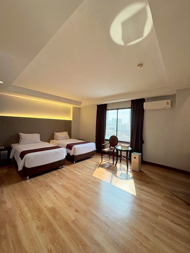 Bedroom 6