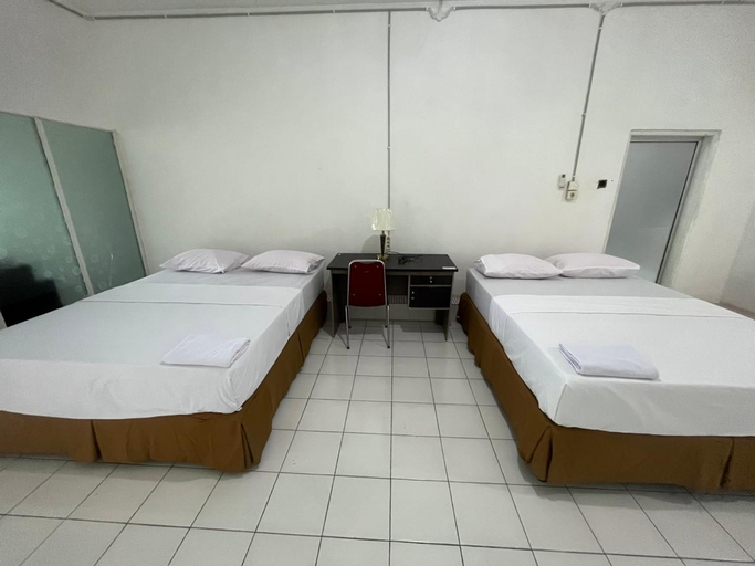 Bedroom 4, Hotel Mahkota 145, Mamuju