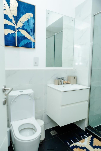 Bathroom, Ebs Legend Premium Suite, Accra