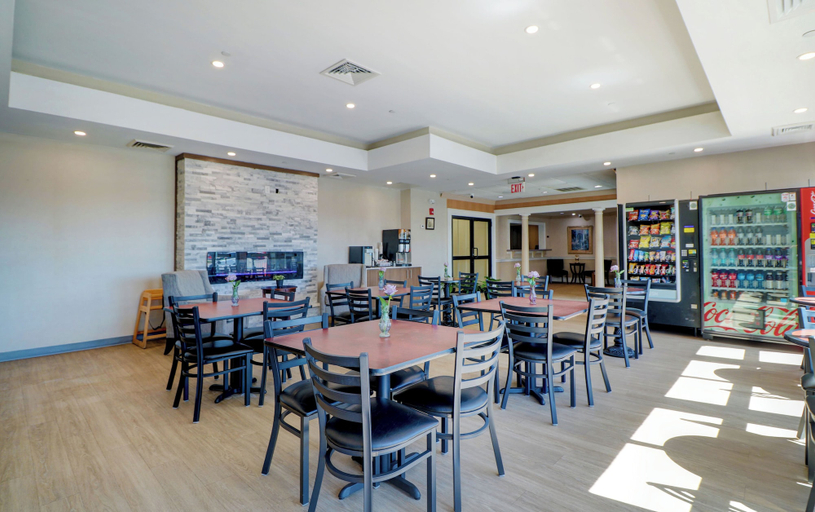 Food & Drinks 5, Anchorage Inn & Suites - Portsmouth, Rockingham