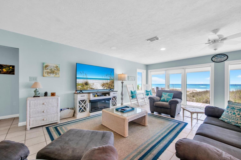 Others 1, Belles Beach House, Bay