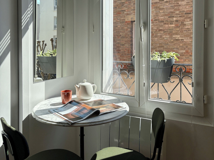 Private kitchen 2, Home Chic Home – Le Cocon de Paris La Défense, Hauts-de-Seine