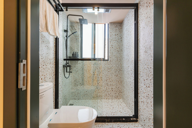 Bathroom 5, Nuanyu Apartment with River View & Drone Show View, Chongqing