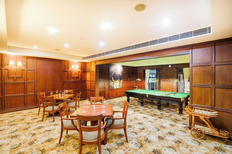 Food & Drinks 5, Club Mahindra Golden Landmark, Mysore