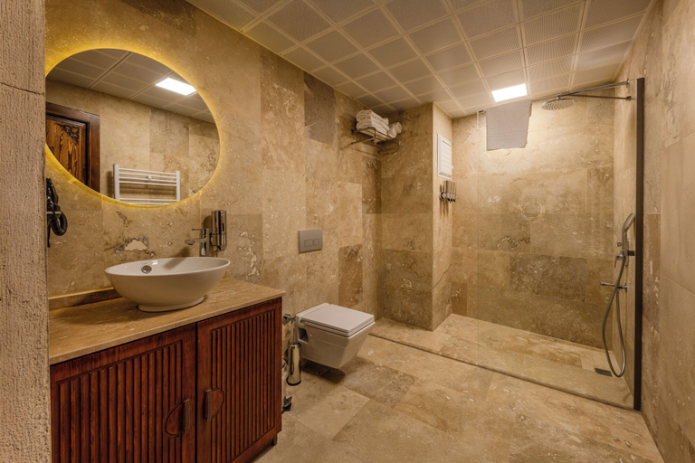 Bathroom 5, Latona Stone Palace, Nevşehir