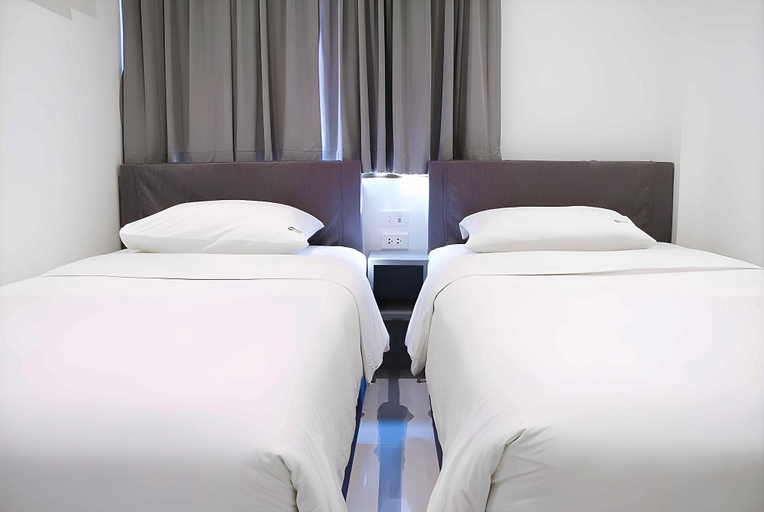 Bedroom 12