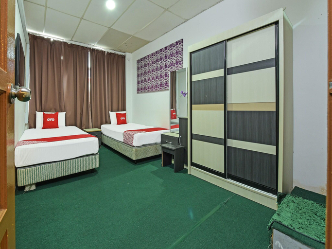 Bedroom 3, 90631 Syahirah Hotel, Marang