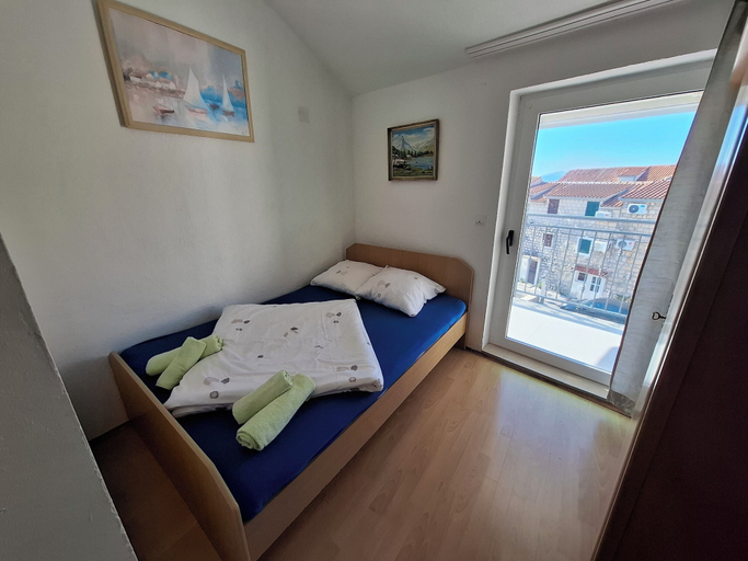 Others 5, Apartments Kastilac with sea view, Kaštela
