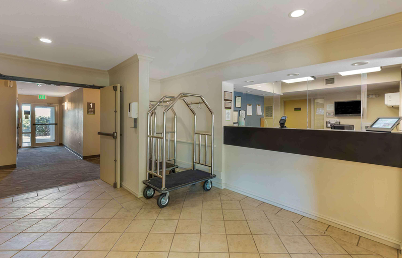 Public Area 2, Extended Stay America Suites Boston Burlington, Middlesex