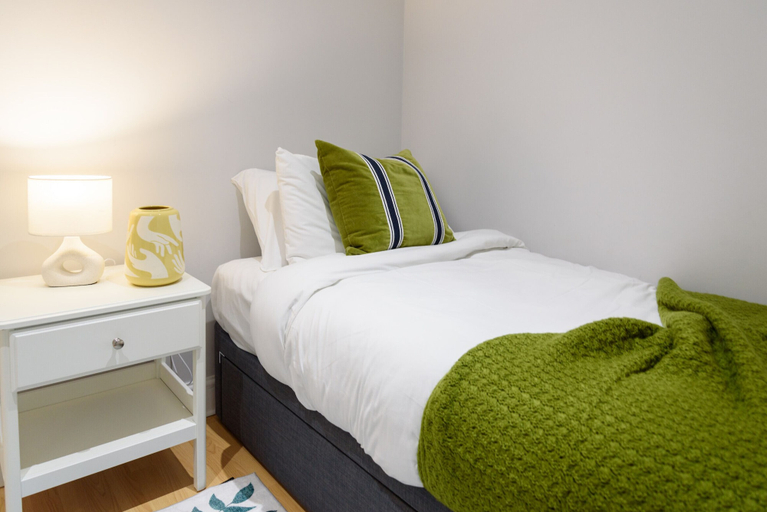 Room 2, Riverside in Cambridge, Cambridgeshire