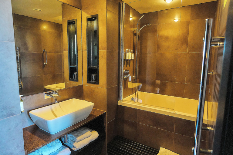 Bathroom 5, The Vincent Hotel, Sefton