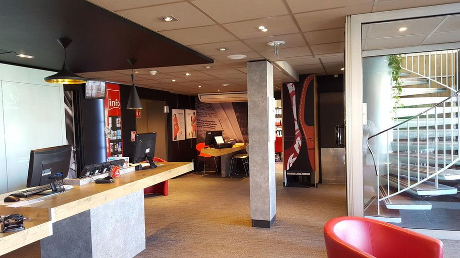 Public Area, ibis Cambrai, Nord