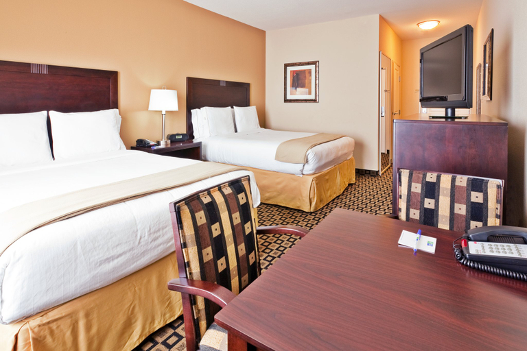 Holiday Inn Express Hotel & Suites Clovis by IHG - Tap to explore photos