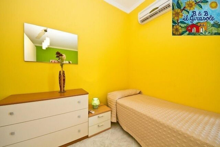 Bedroom 3, Il Girasole Bed and Breakfast, Palermo