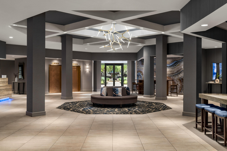 Public Area 3, Crowne Plaza EDISON by IHG, Middlesex