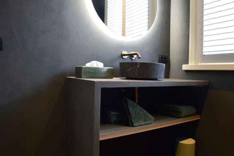 Bathroom 5, Amato-Brugge, West-Vlaanderen