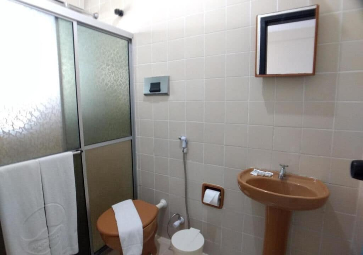 Bathroom 4, Hotel Praia da Sereia, Salvador