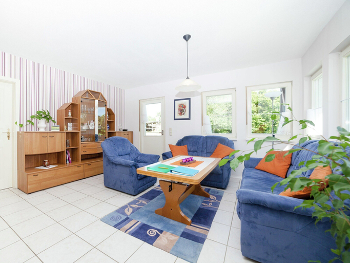Others 5, Ferienwohnung in Densberg mit Terrasse, Schwalm-Eder-Kreis