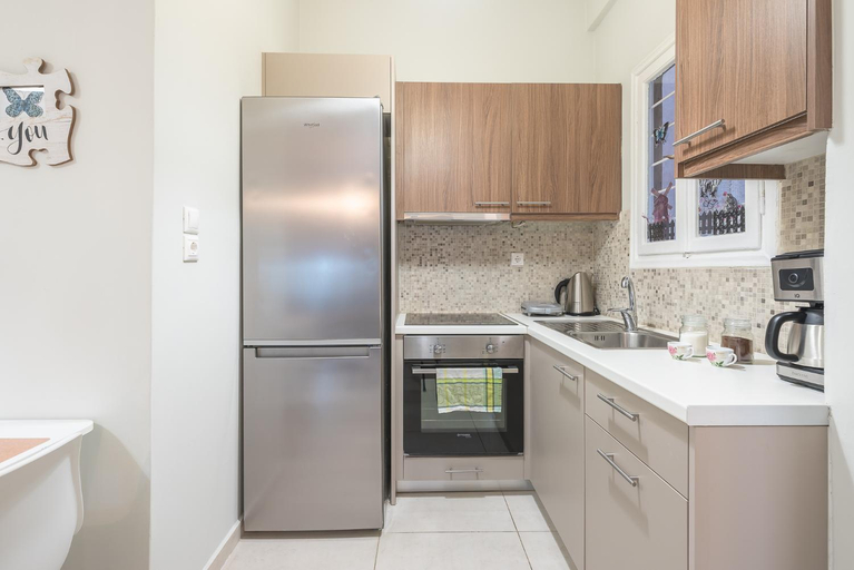 Kitchen 3, Erythros Boutique Suite By Cloudkeys, Attica